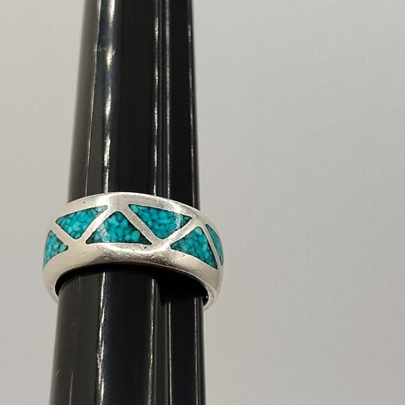 Turquoise Chip Inlay Sterling Silver Ring Size 4.25 - Picture 5 of 6